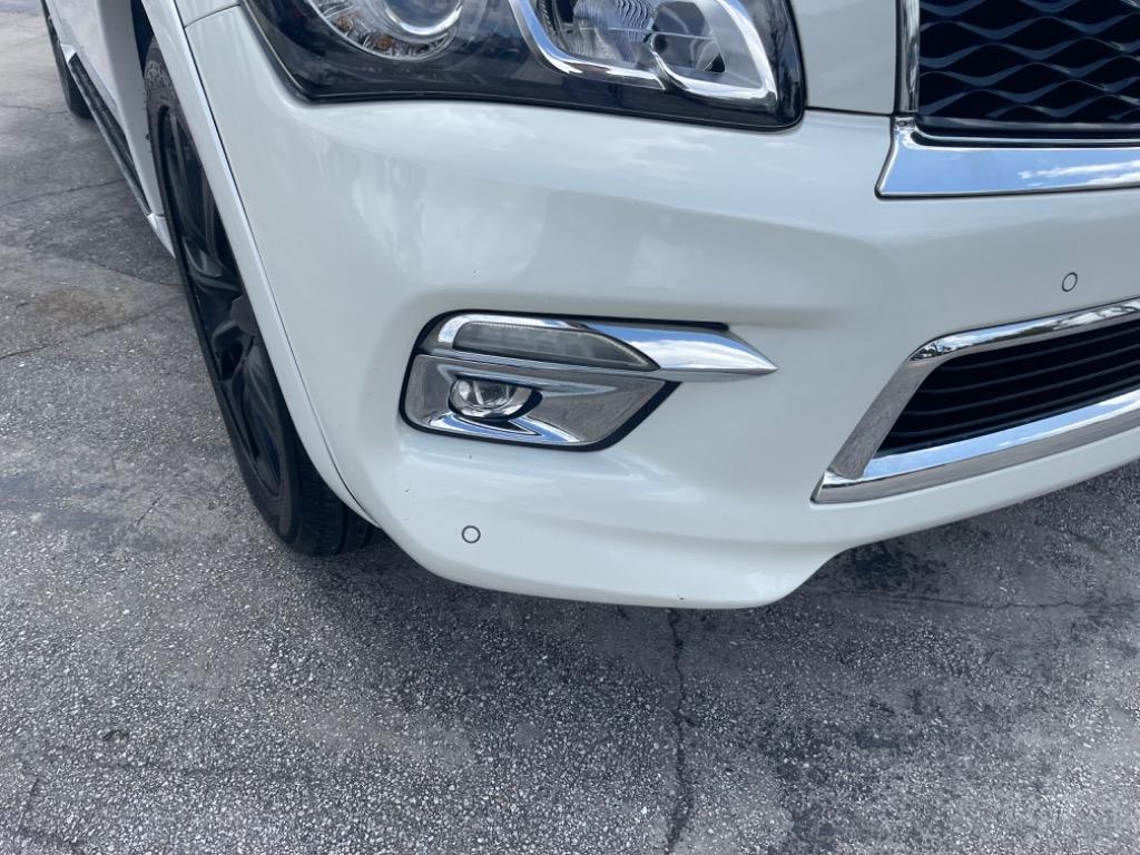 2016 Infiniti QX80 photo