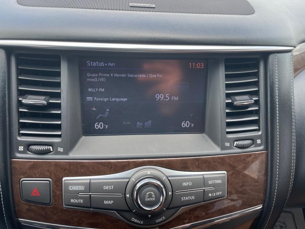 2016 Infiniti QX80 photo