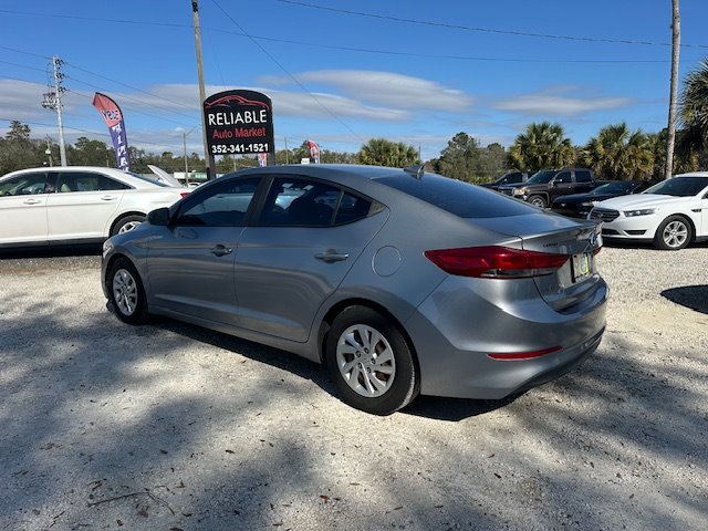 2017 Hyundai Elantra SE photo