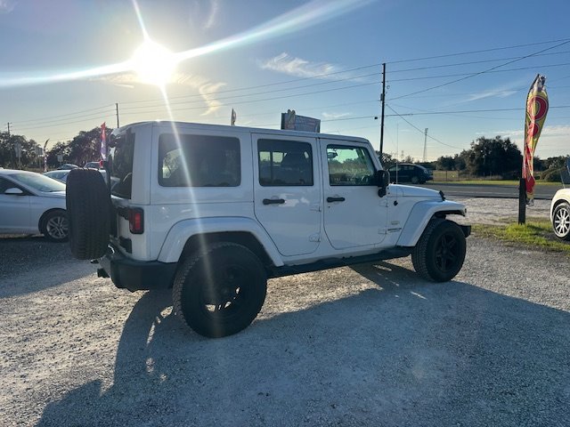 2015 Jeep Wrangler Unlimited Sahara photo