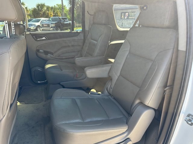 2016 GMC Yukon XL 1500 SLT photo