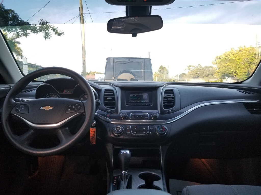 2016 Chevrolet Impala LS photo