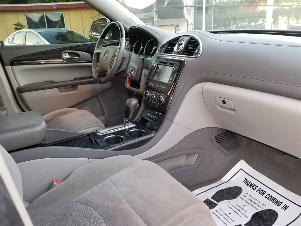 2015 Buick Enclave Convenience photo