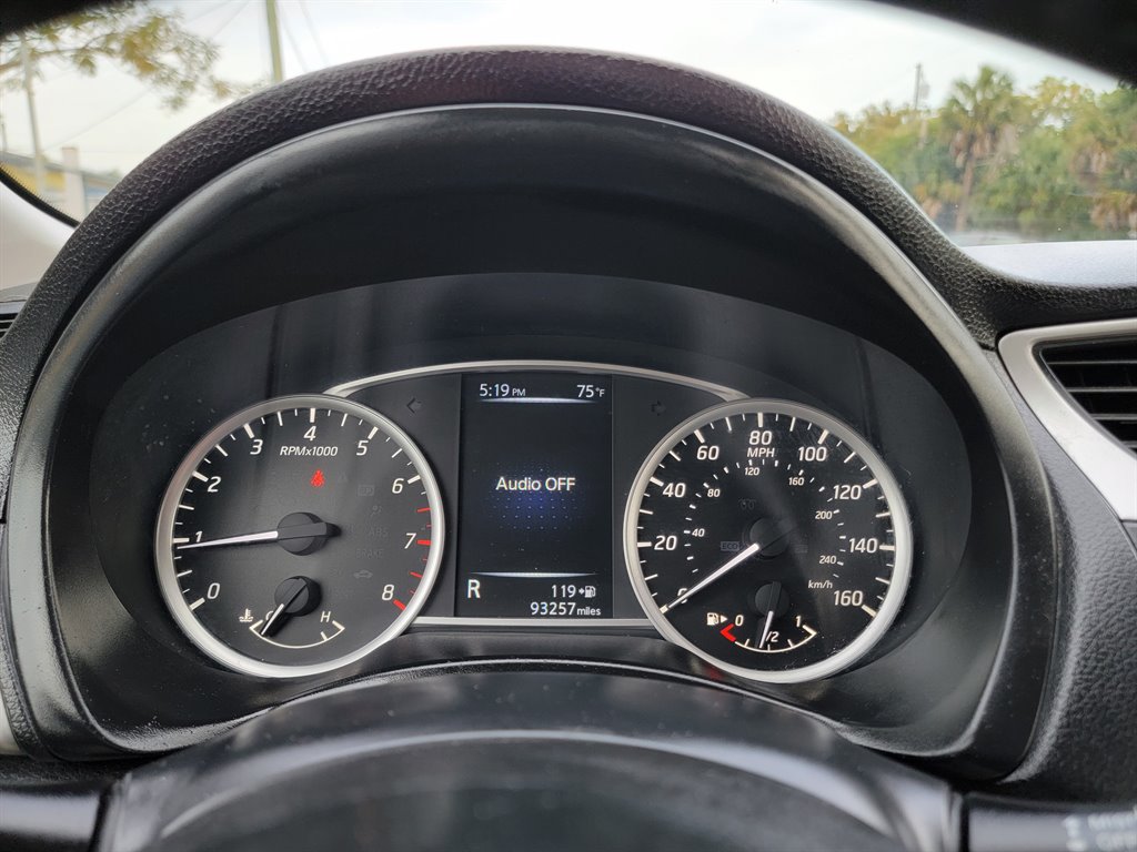 2017 Nissan Sentra SV photo