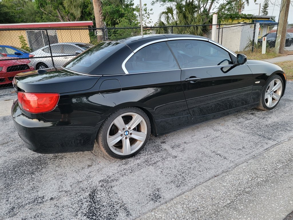 2011 BMW Legend 328i photo