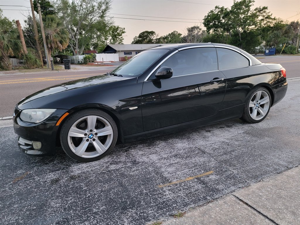 2011 BMW Legend 328i photo