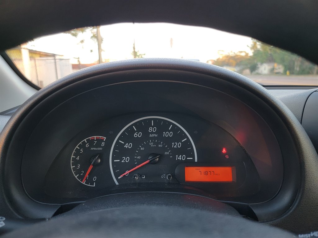 2016 Nissan Versa - $6,950