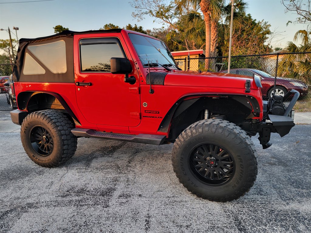 2017 Jeep Wrangler - $13,995