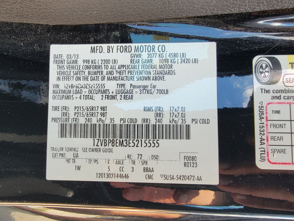 2014 Ford Mustang V6 photo