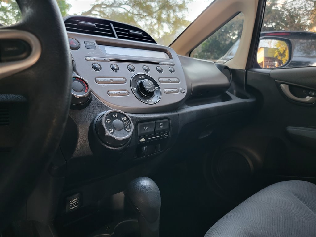 2013 Honda Fit photo
