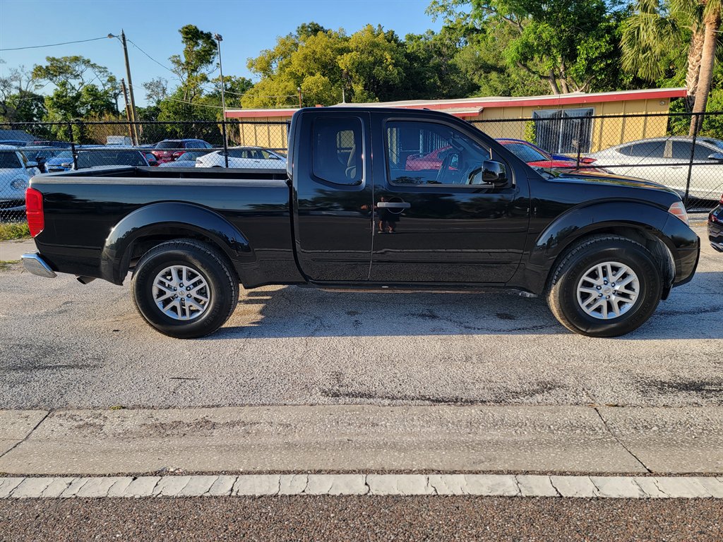 2016 Nissan Frontier - $10,400