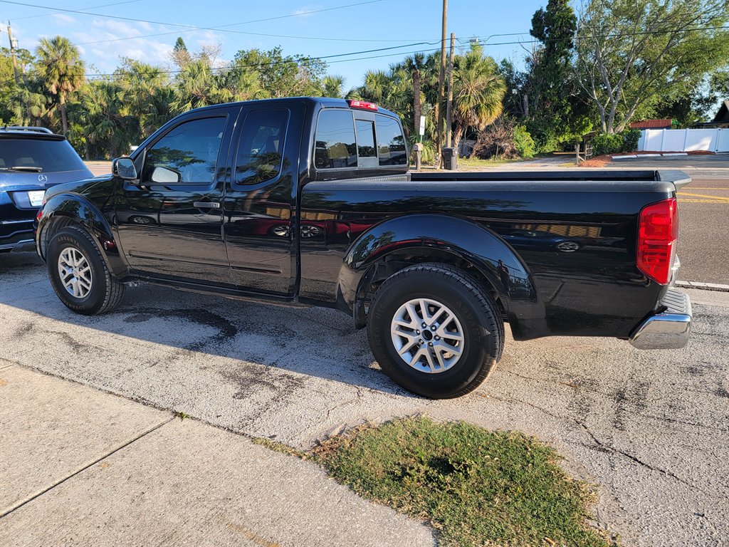 2016 Nissan Frontier - $10,400