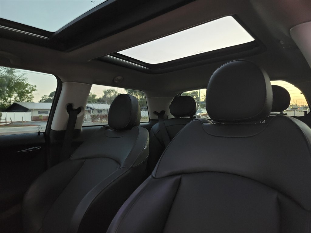 2015 MINI Cooper S photo