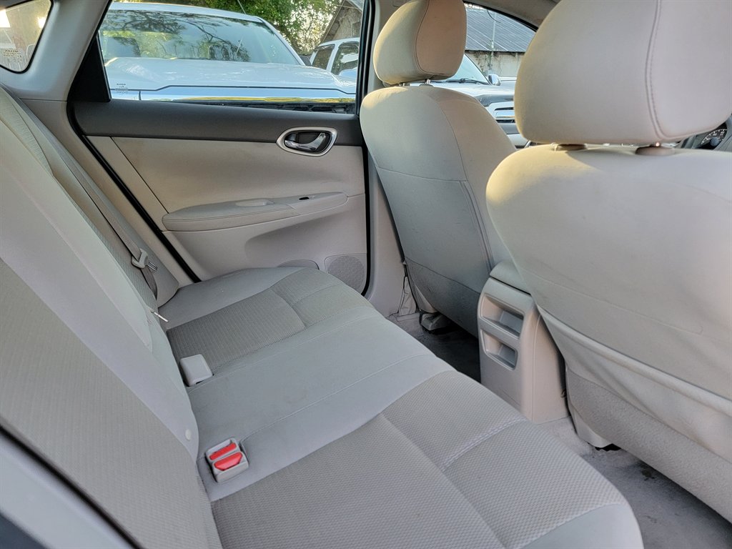 2014 Nissan Sentra S photo
