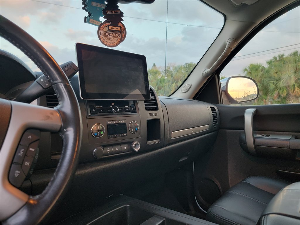 2009 GMC Sierra 1500 SLE photo