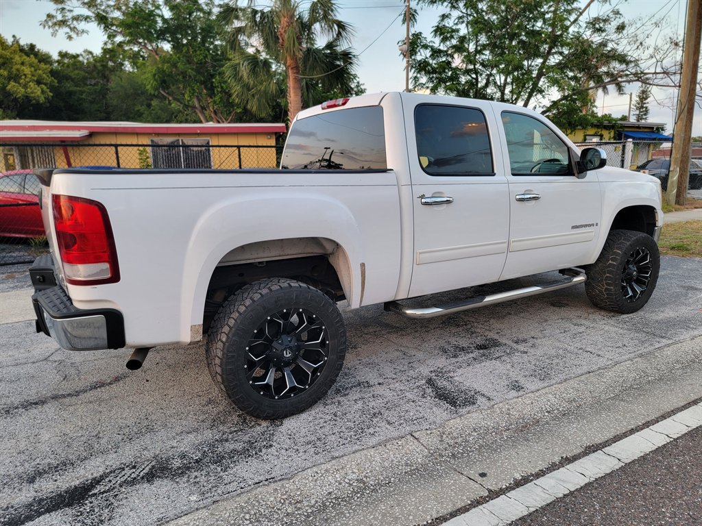2009 GMC Sierra 1500 SLE photo