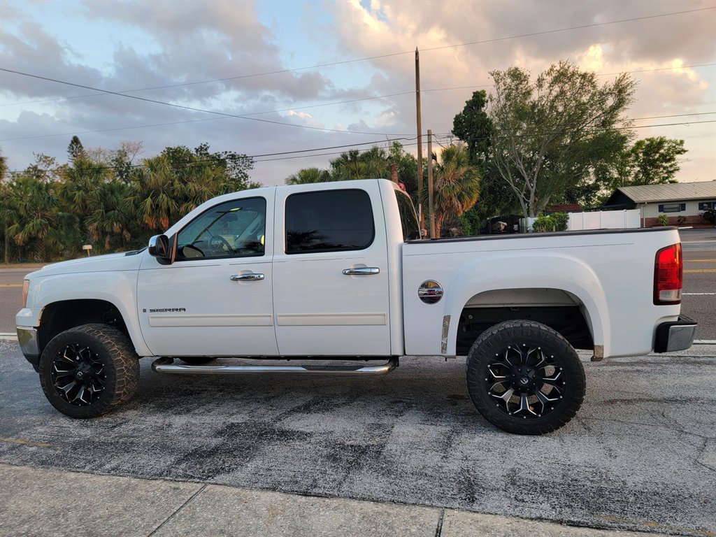 2009 GMC Sierra 1500 SLE photo