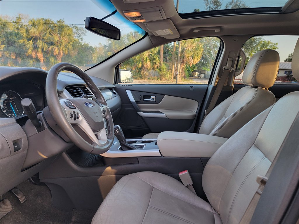 2013 Ford Edge - $8,500