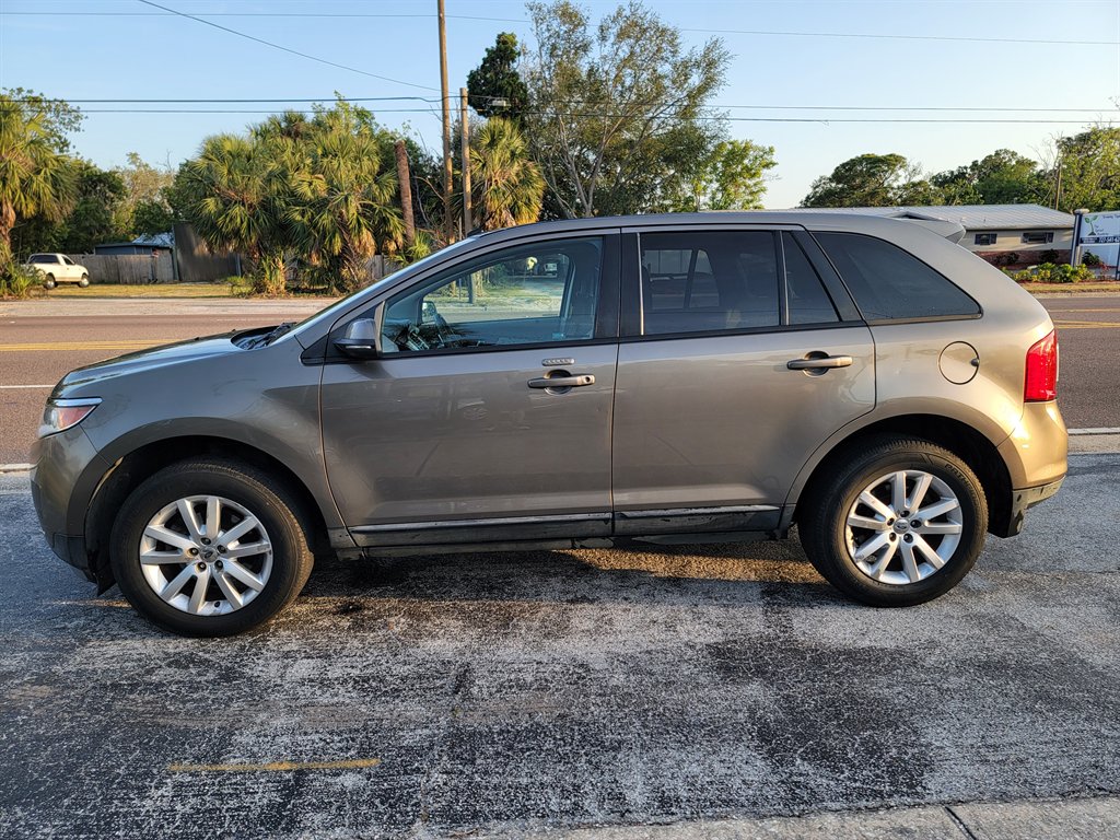 2013 Ford Edge - $8,500