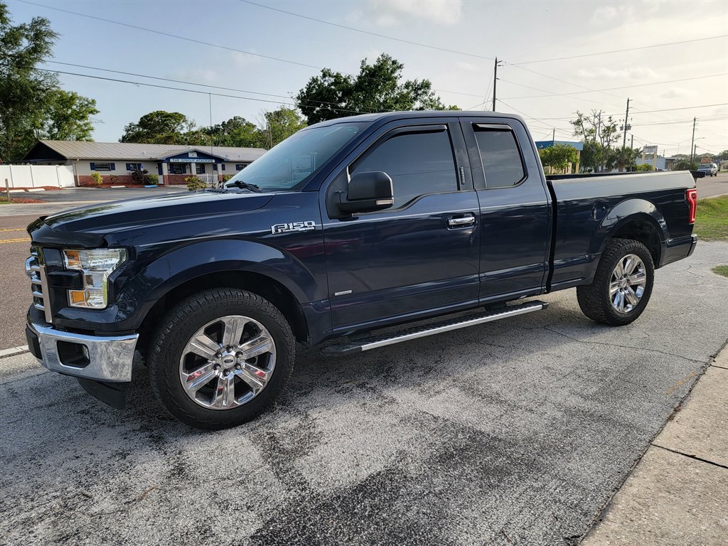 2016 Ford F150 XLT photo