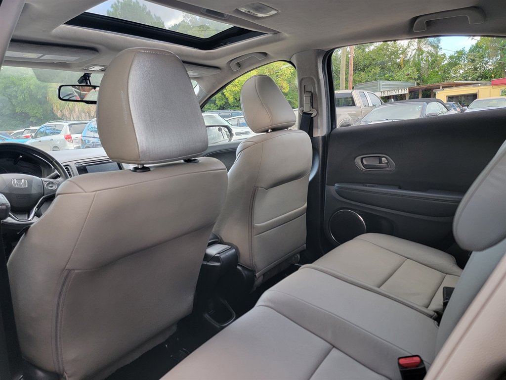 2017 Honda HR-V - $10,450