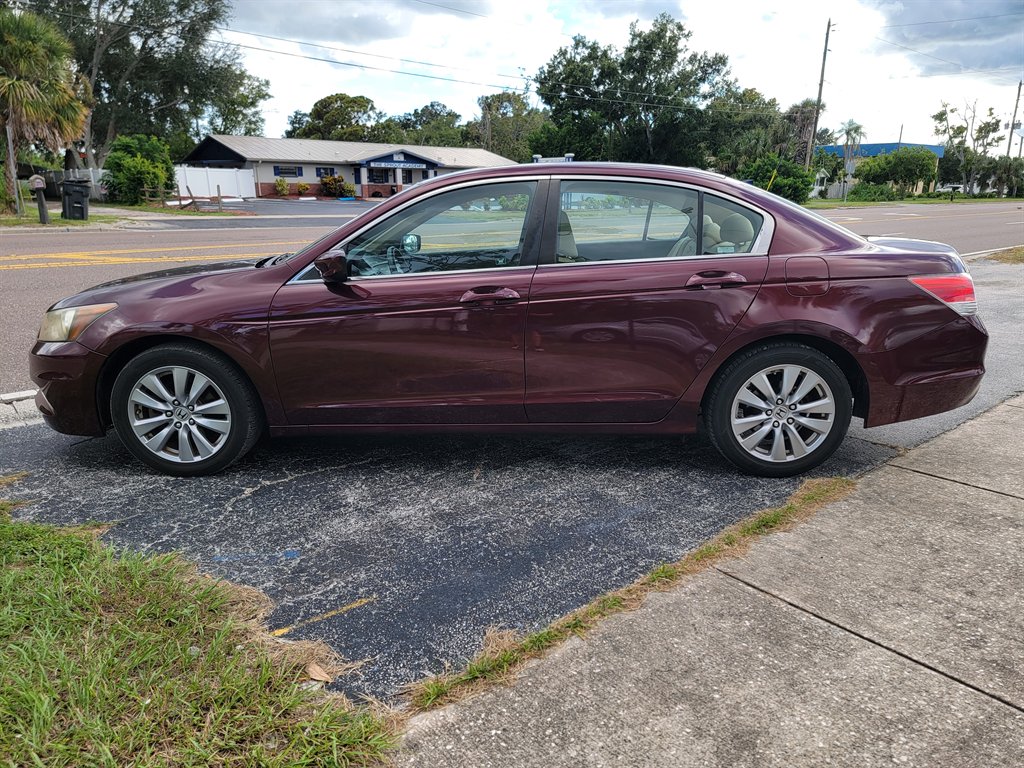 2012 Honda Accord - $10,700