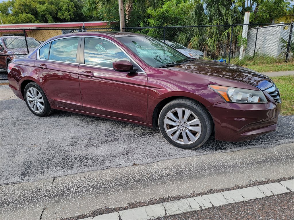 2012 Honda Accord - $10,700