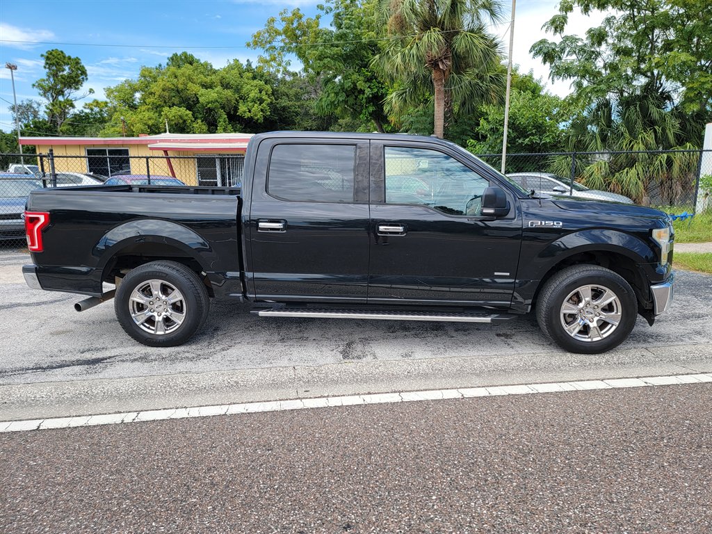 2016 Ford F-150 - $15,995