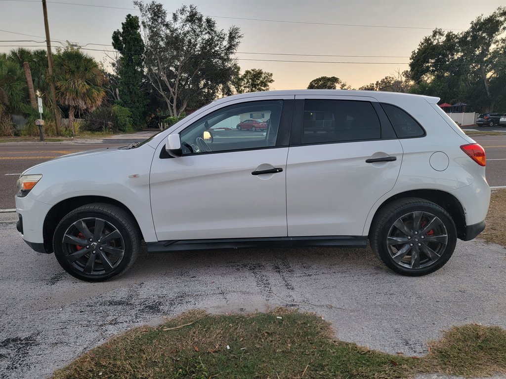 2014 Mitsubishi Outlander - $7,695