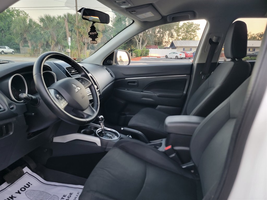 2014 Mitsubishi Outlander - $7,695