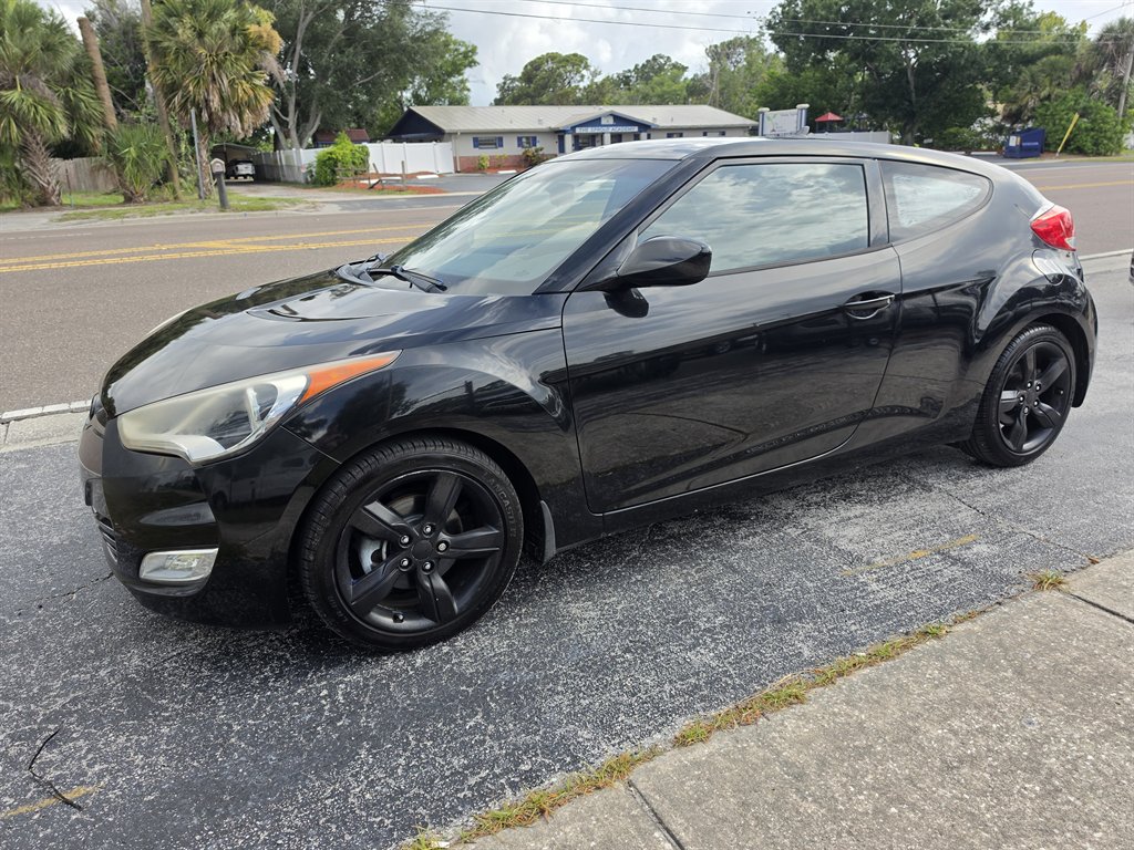 2014 Hyundai Veloster - $7,500