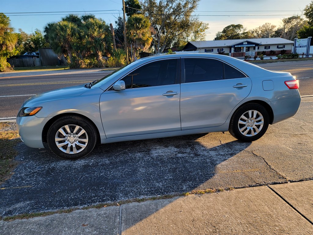 2009 Toyota Camry - $5,995
