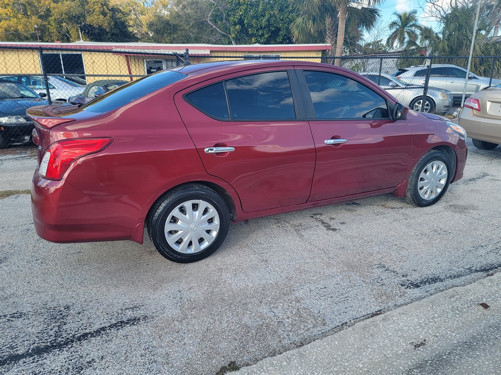 2016 Nissan Versa - $7,495