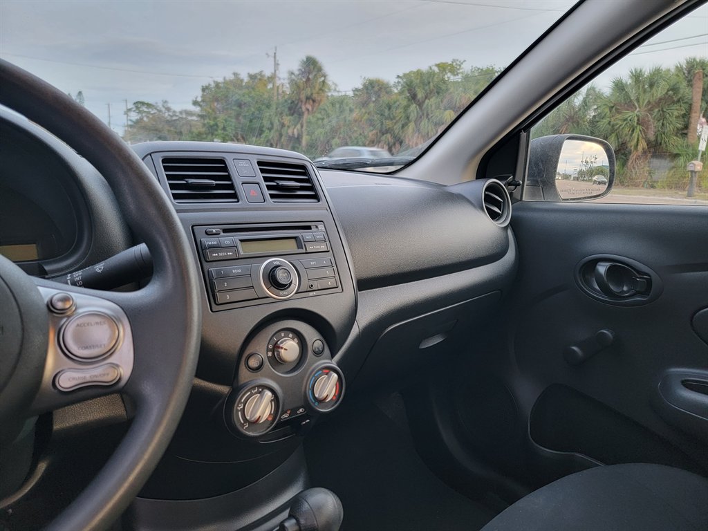 2014 Nissan Versa - $7,950