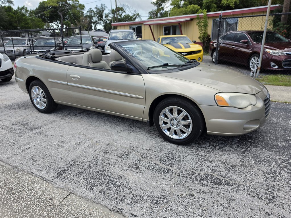 2004 Chrysler Sebring - $4,995