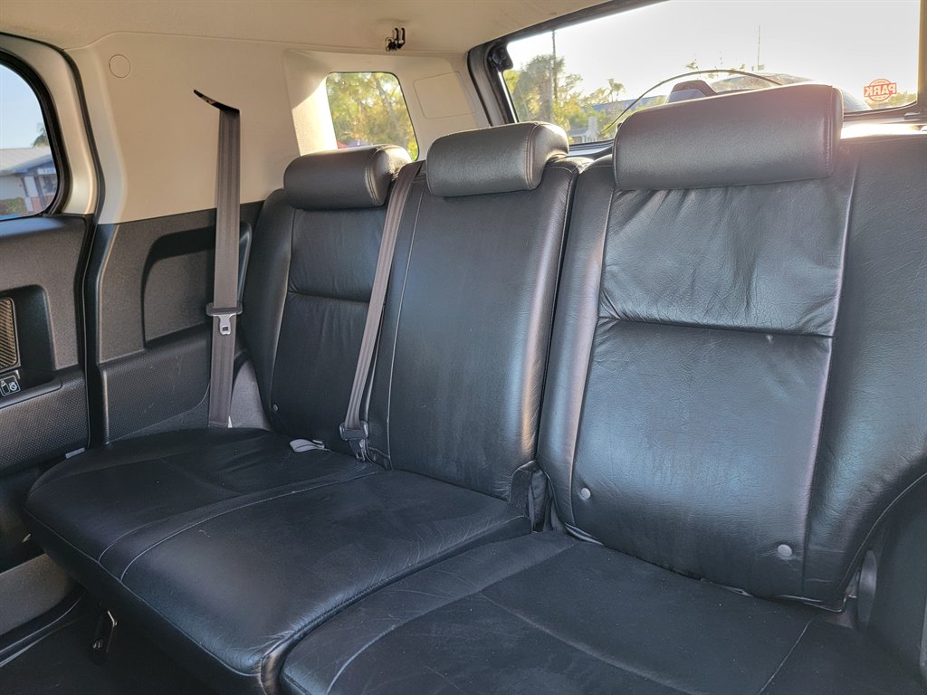 2007 Toyota FJ Cruiser - $14,550