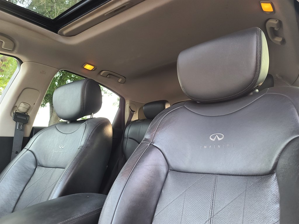2009 INFINITI FX - $8,995