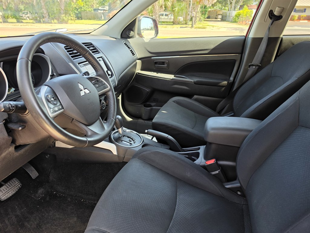 2014 Mitsubishi Outlander - $6,995