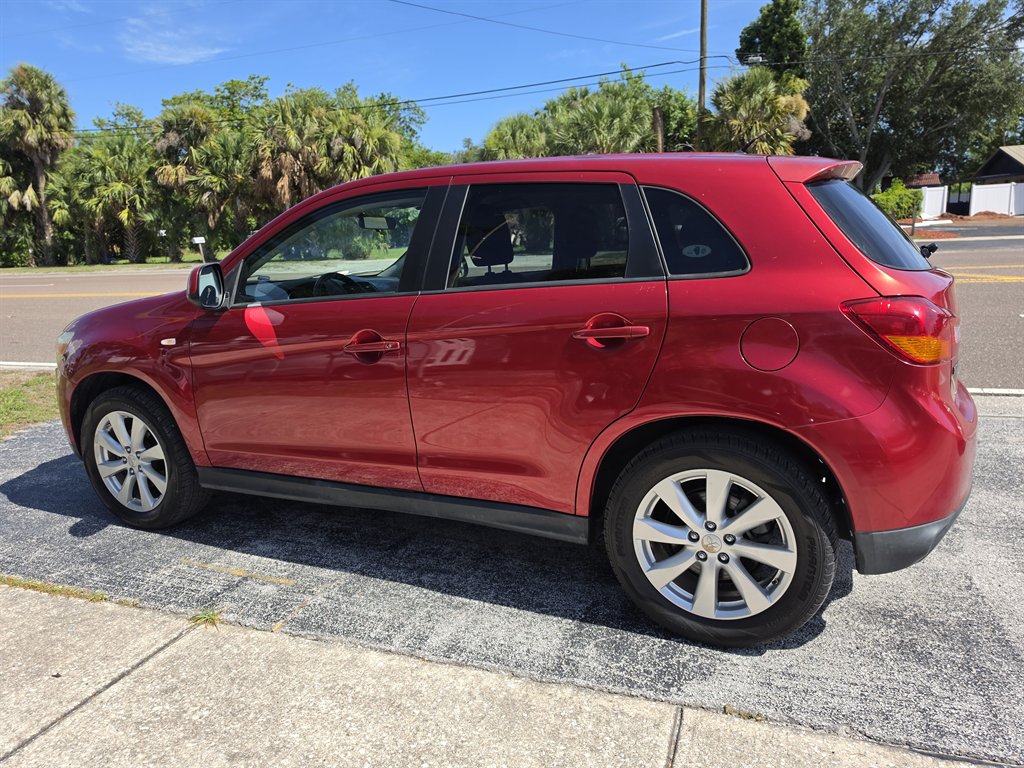 2014 Mitsubishi Outlander - $6,995