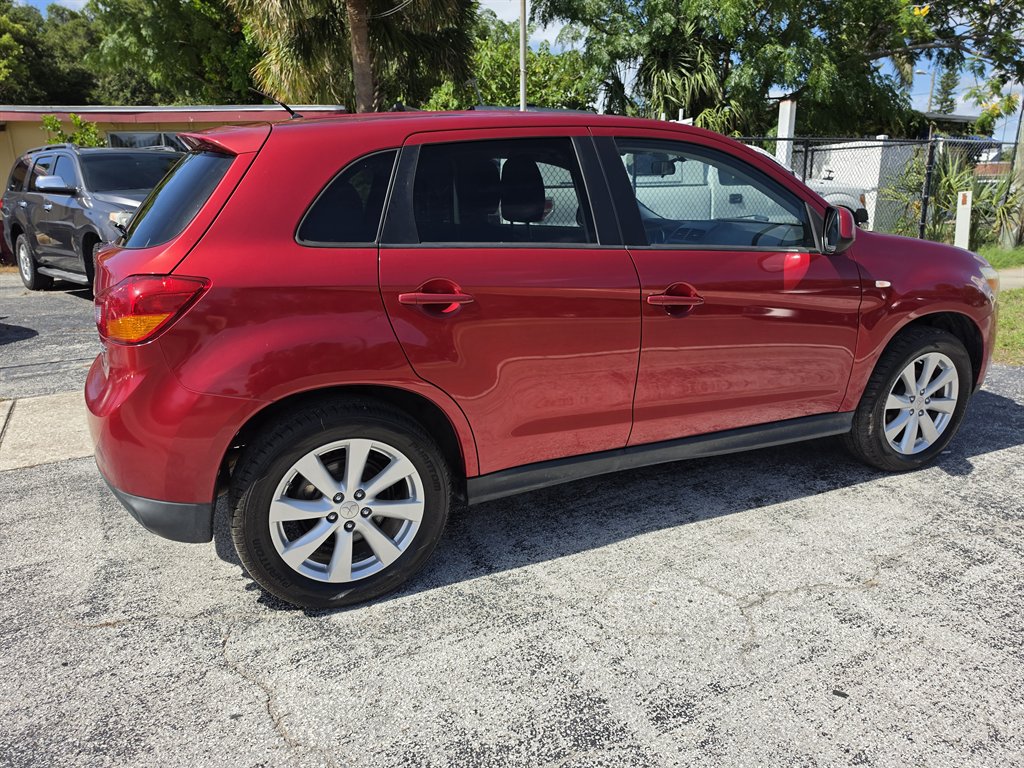 2014 Mitsubishi Outlander - $6,995
