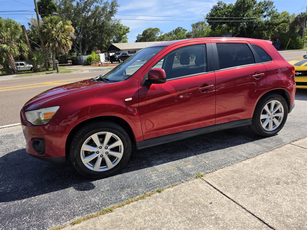2014 Mitsubishi Outlander - $6,995