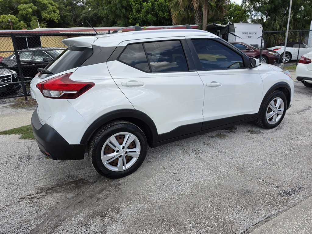 2018 Nissan Kicks - $11,995