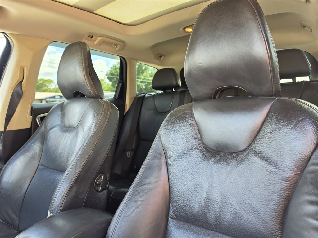 2013 Volvo XC60 - $8,950