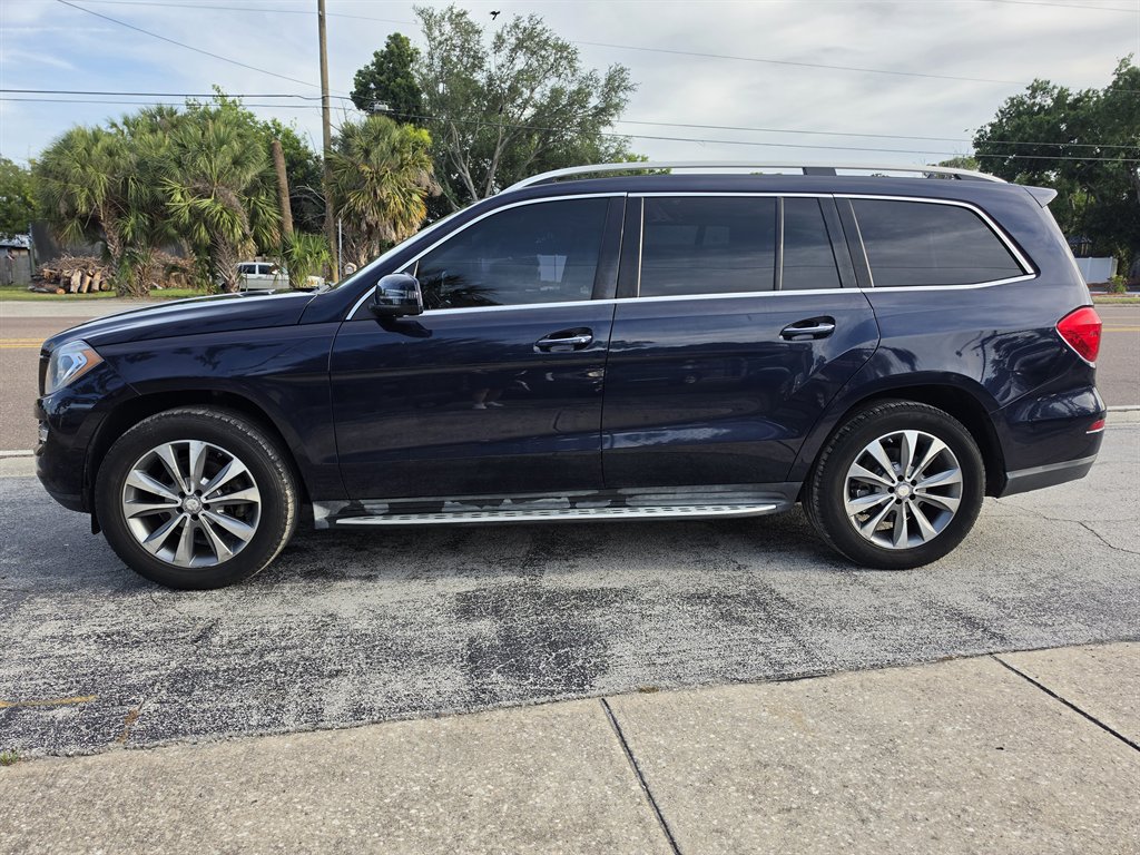 2014 Mercedes-Benz GL-Class - $12,850