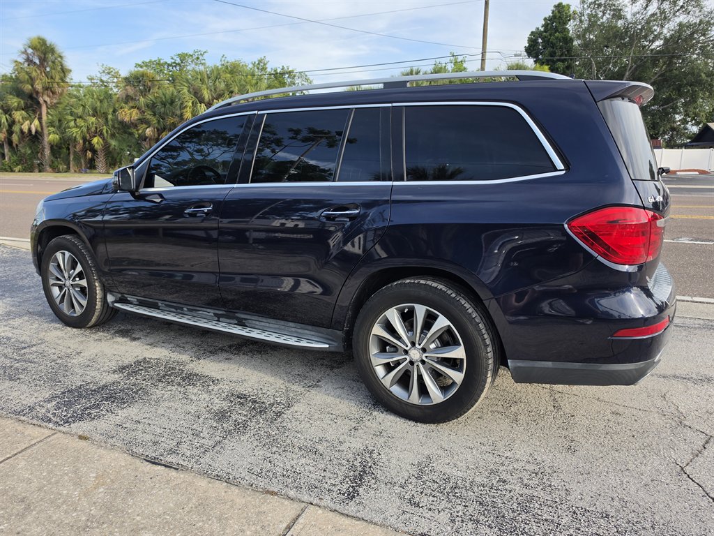 2014 Mercedes-Benz GL-Class - $12,850