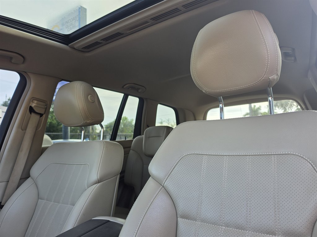 2014 Mercedes-Benz GL-Class - $12,850