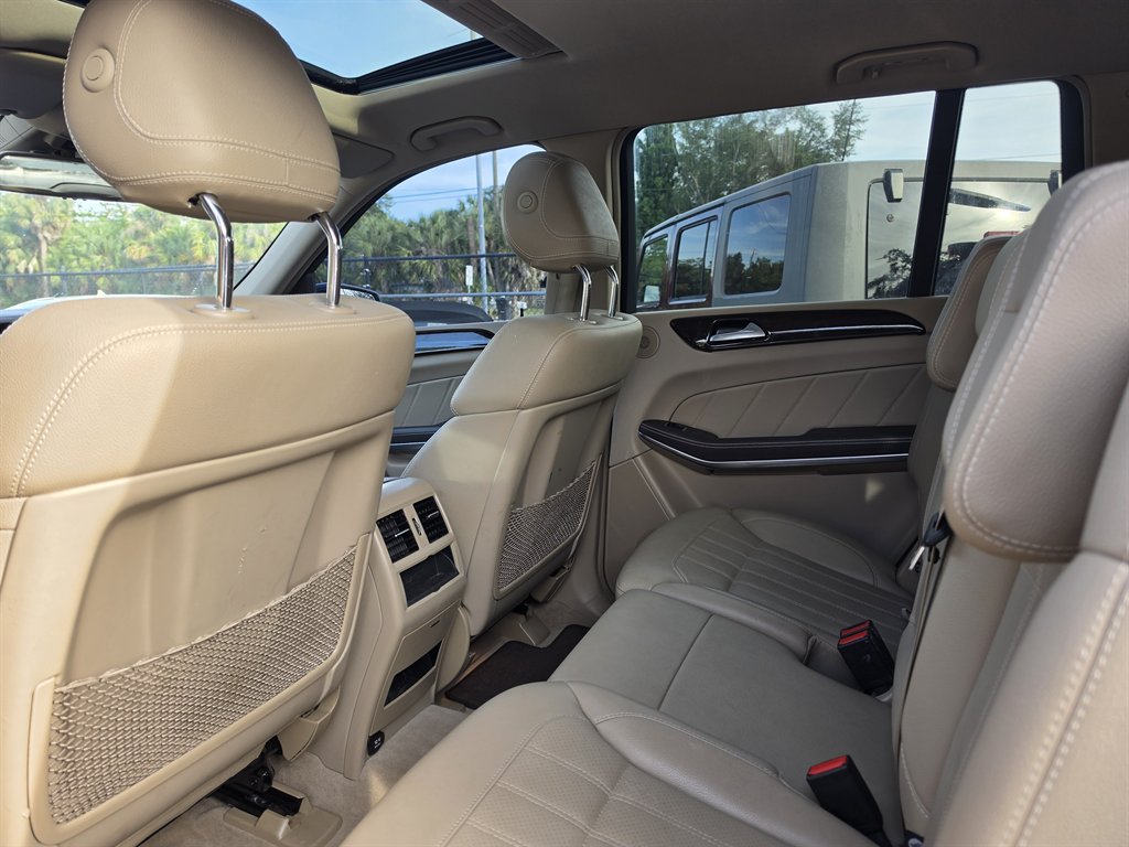 2014 Mercedes-Benz GL-Class - $12,850
