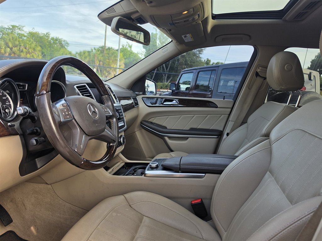 2014 Mercedes-Benz GL-Class - $12,850