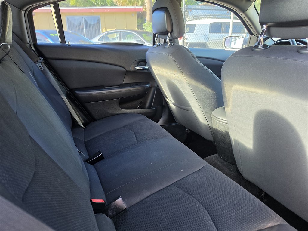 2013 Chrysler 200 - $6,995