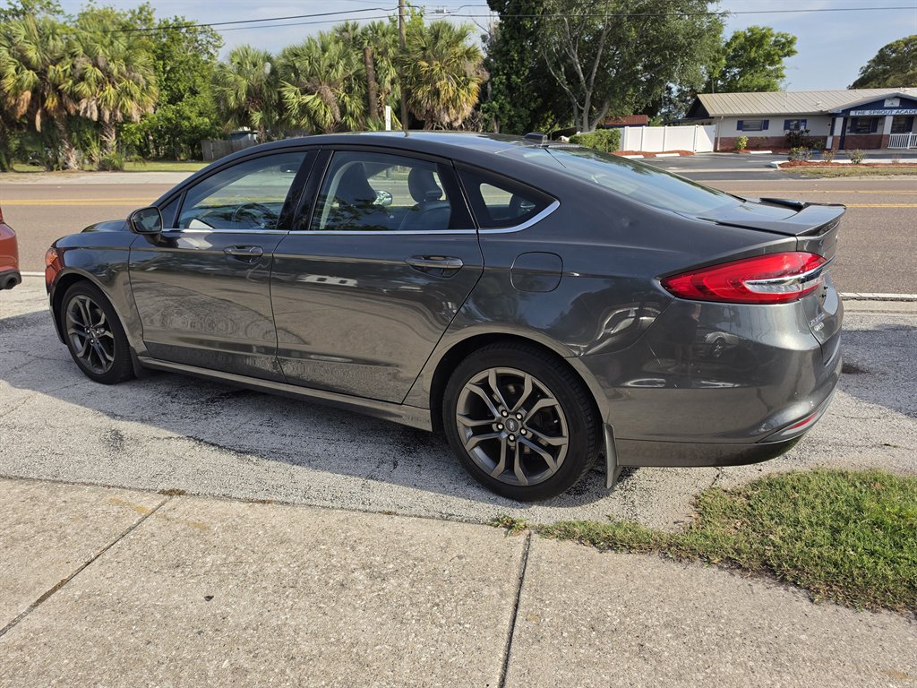 2018 Ford Fusion - $8,850